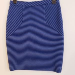 Ann Taylor Women Skirt Size 0 Blue Black Stripe Elastic Waist Stretch Side Zip.